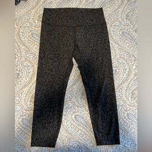 Lululemon Wonder Train 25” Leggings